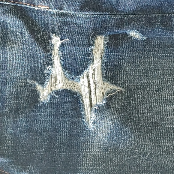 Universal Threads High Rise Midi shorts size 4 - Picture 10 of 11